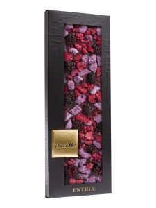 chocoMe dark chocolate with freeze-dried blueberry yoghurt, freeze-dried raspberry and freeze-dried blackberry