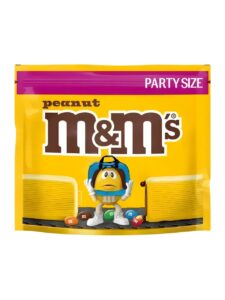M&M'S peanuts in milk chocolate with sugar coating